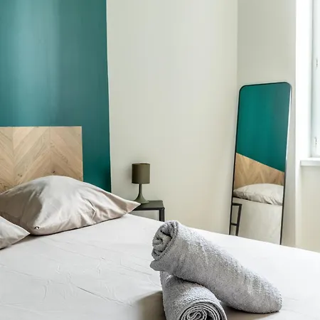 T2 - Ferrand Апартаменты *