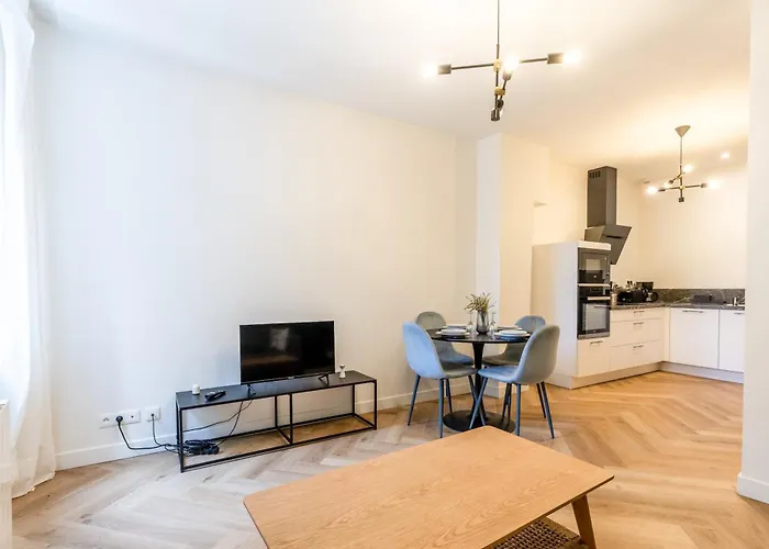 T2 - Ferrand アパート